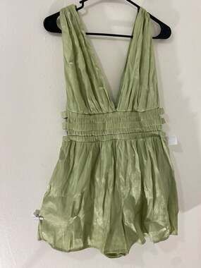 Stiletto Green Shimmer Plunge Romper Size XL